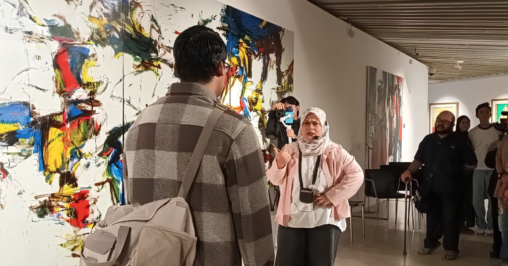 Teater Lukisan Hamba: A Thrilling Promenade Theatre Experience featured image